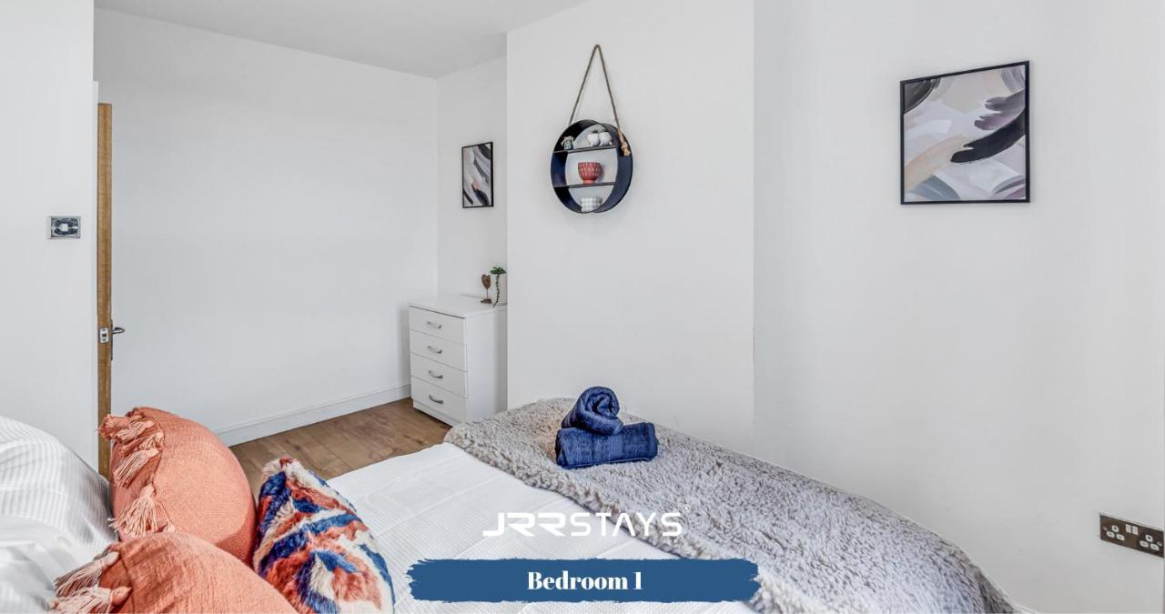 Cardiff Stylish 2 Bedroom Sleeps 6 Wi-Fi - Jrr Stays Exterior photo