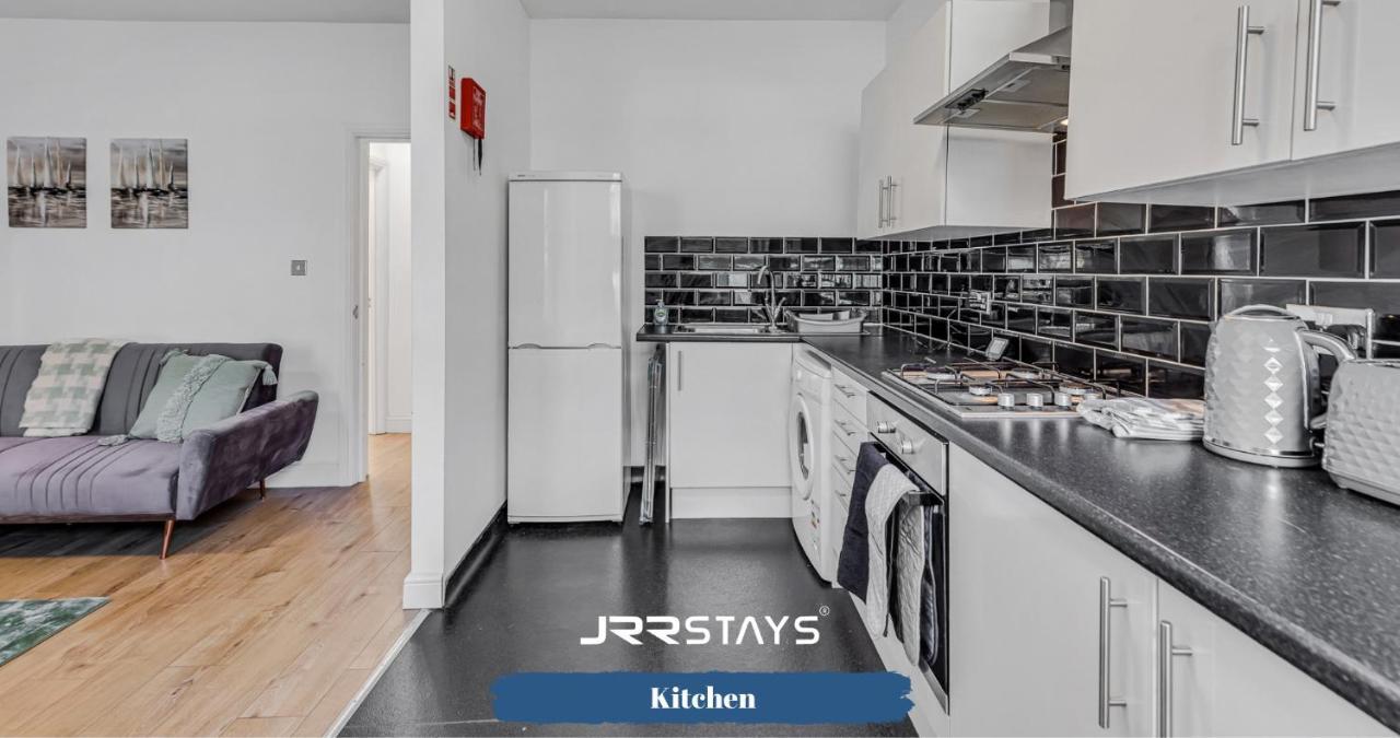 Cardiff Stylish 2 Bedroom Sleeps 6 Wi-Fi - Jrr Stays Exterior photo